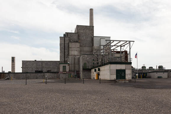 Hanford B nuclear reactor building